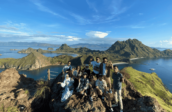 Labuan Bajo 2025: Wisata Premium, Konservasi, dan Aksesibilitas